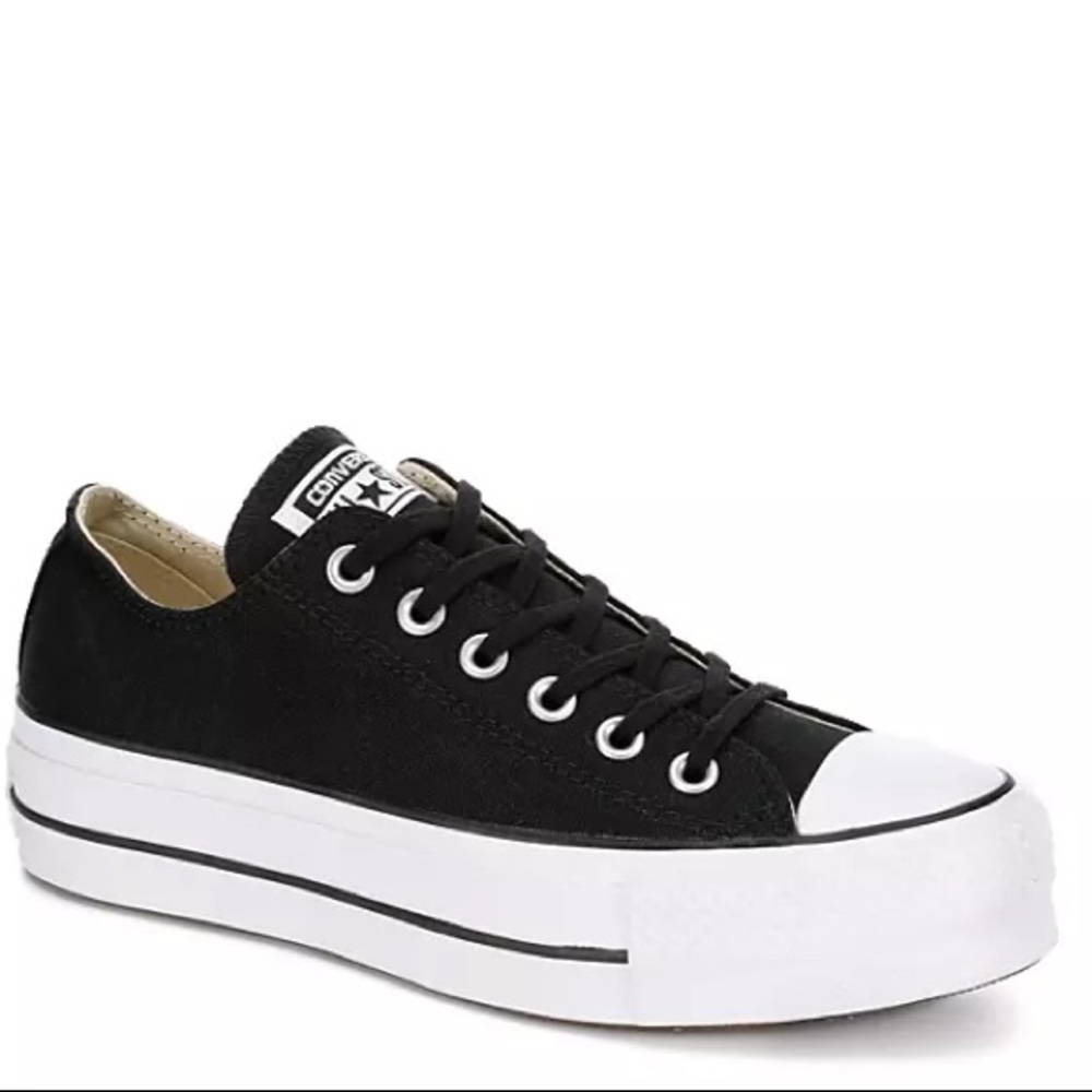 Converse Black Low Platform Sneakers Sz. 7
